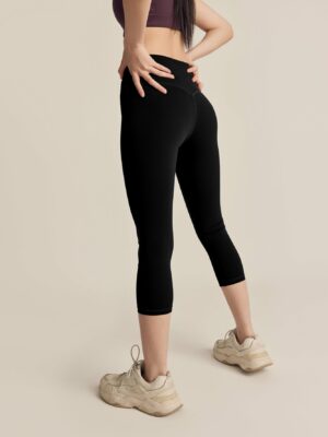 sharesto- Classic Leggings (Crop 21") in Black Sesame