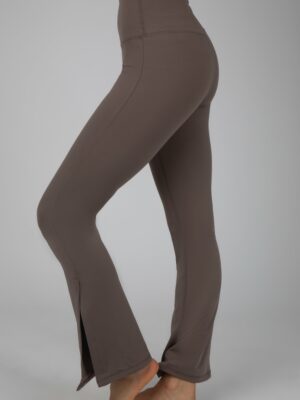 Interlock Elastic Free V-Back Flared Leg Pant