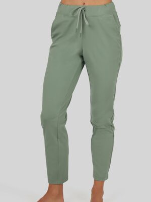 Lux Straight Leg Pant