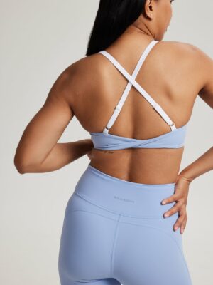 Twist Bra in Moment